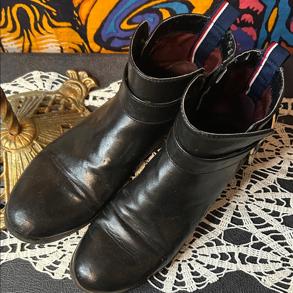 Tommy Hilfiger Black Leather Ankle Booties with Signature Heel Tab
